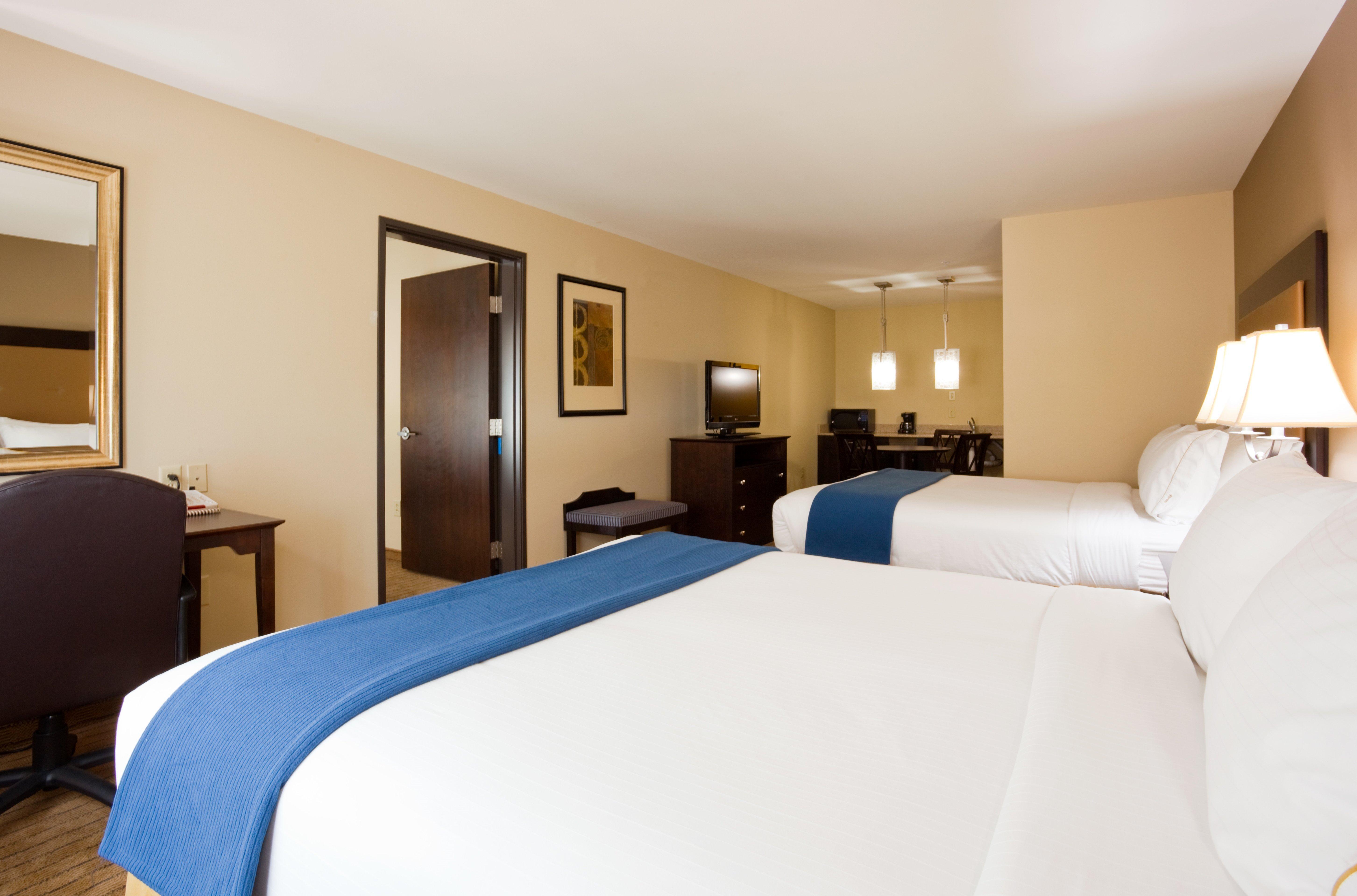 Holiday Inn Express & Suites Madison-Verona By Ihg Quarto foto